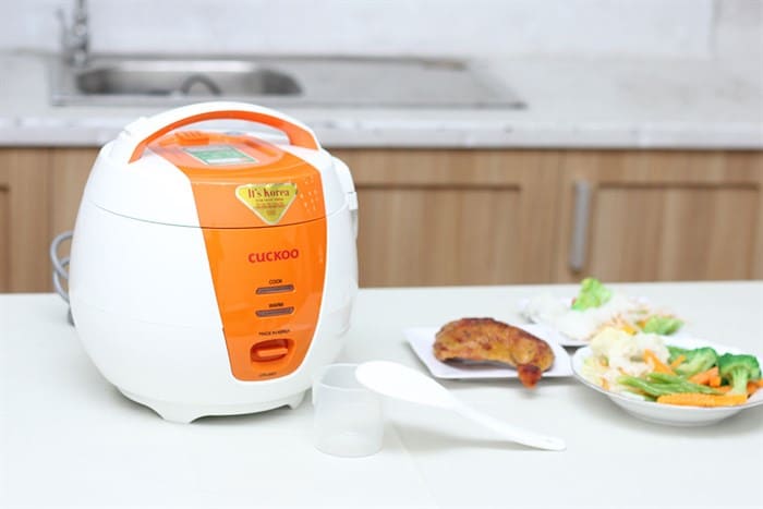 Nồi cơm điện 1.0L Cuckoo CR-0661 - Xanh/Cam